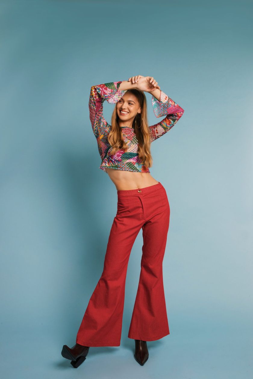 Naomi Pants BG000258 – high-waist flare trousers in natural stretch fabric by Bossy Girl